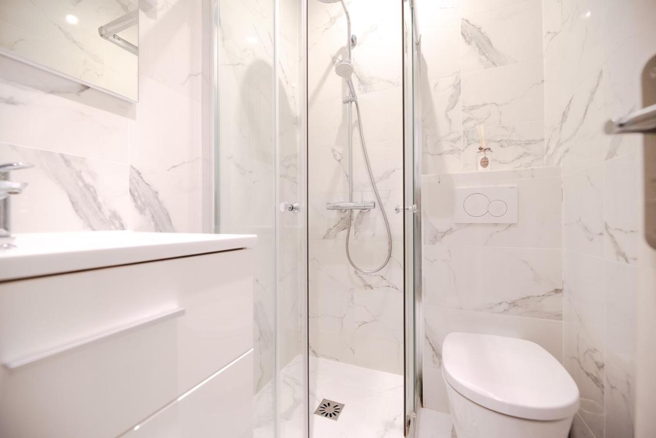 Beautiful Apartments In Le "Haut Marais" Paris Exterior photo