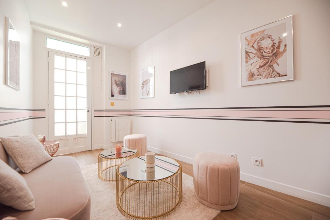 Beautiful Apartments In Le "Haut Marais" Paris Exterior photo