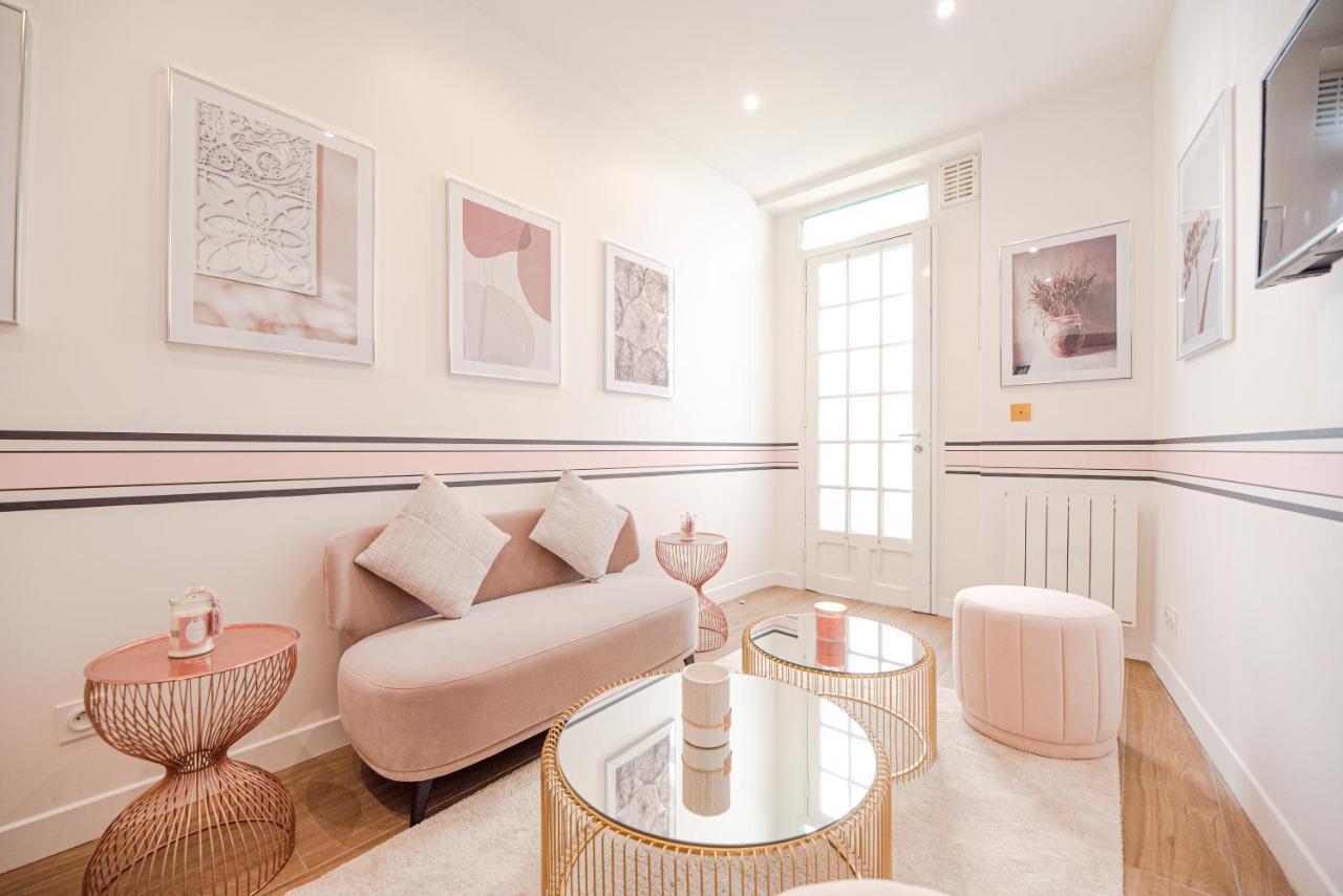 Beautiful Apartments In Le "Haut Marais" Paris Exterior photo